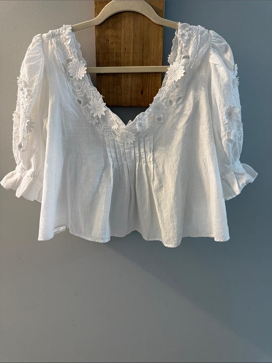 Free People Tops - FREE PEOPLE Sophie Embroided White Floral Peasant Top - Women, XS
